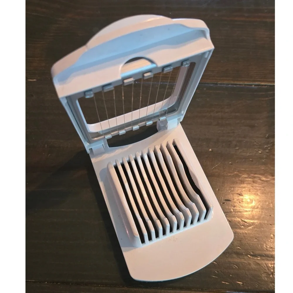 Pampered Chef Egg Slicer Plus 1182 White Stainless Steel Wire Mushroom‎ Slicer